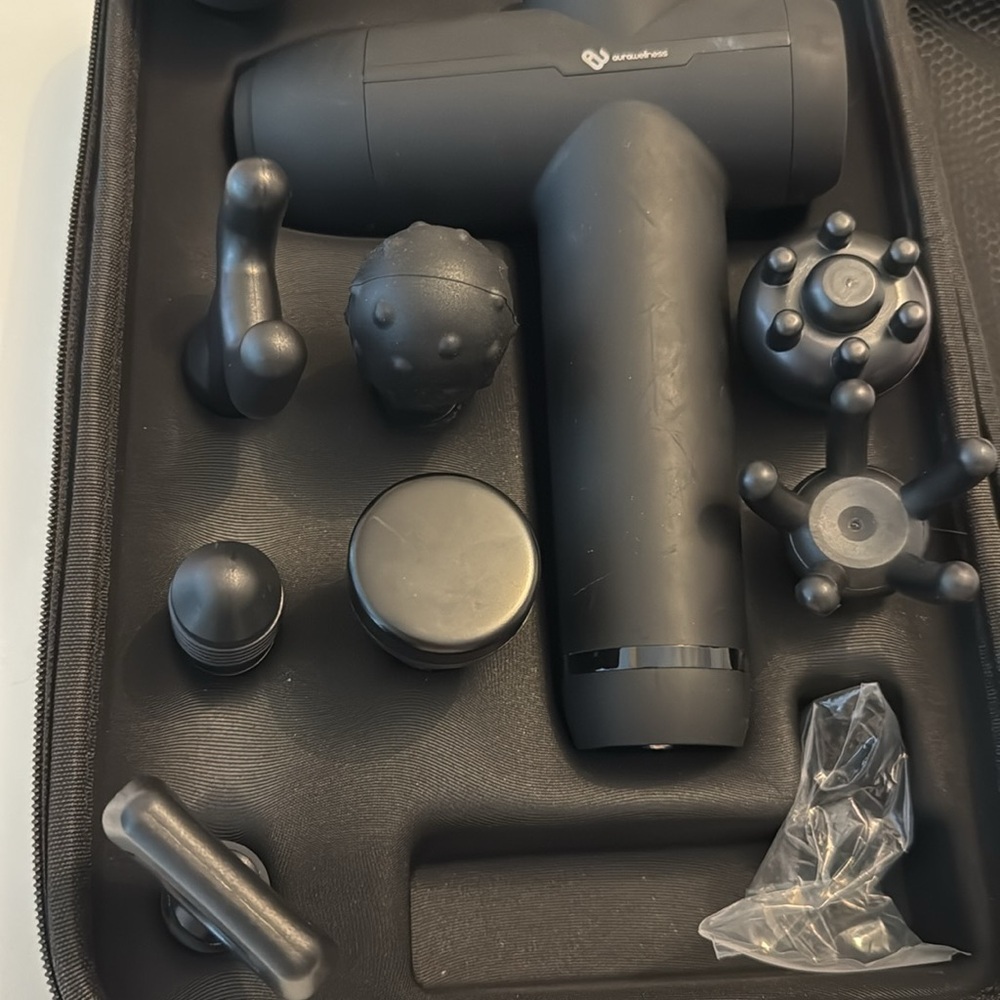 Aura Revive Deep Tissue Massage Gun w 8 different attachments and Case Like New